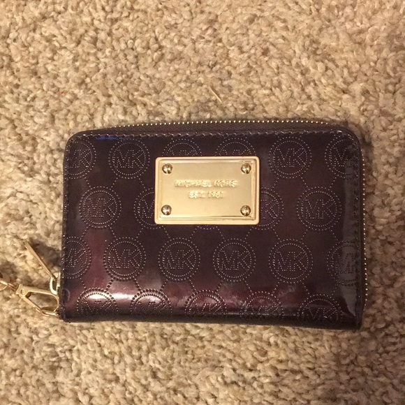 Michael Kors wallet - Picture 1 of 3